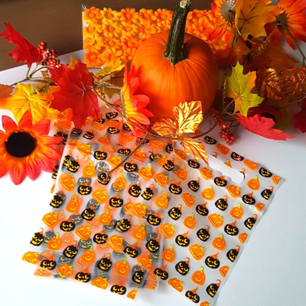 🎃 CLEARANCE 20 Pcs Halloween Pumpkin Favor Bags Sacs avec citrouilles 6.25"x9"